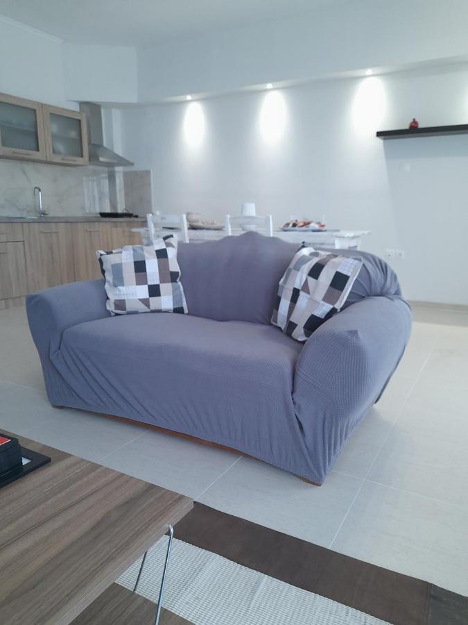 Apartment Chloi House *